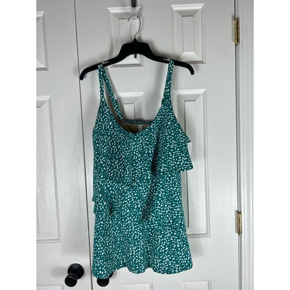 Nwt Cacique Womens Swim Top Lightly Lined No Wire Size 20